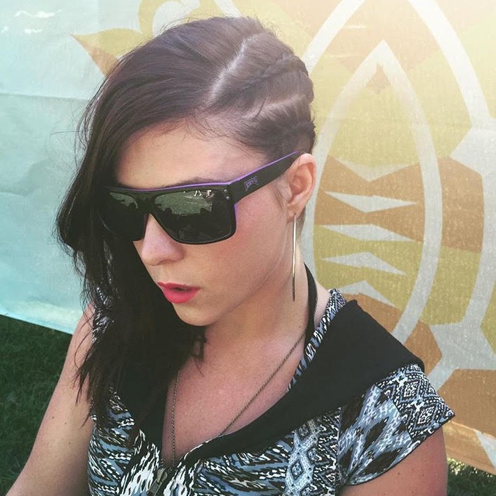 This insane side braid by SQN Angel Libby was the perfect accessory this weekend. 